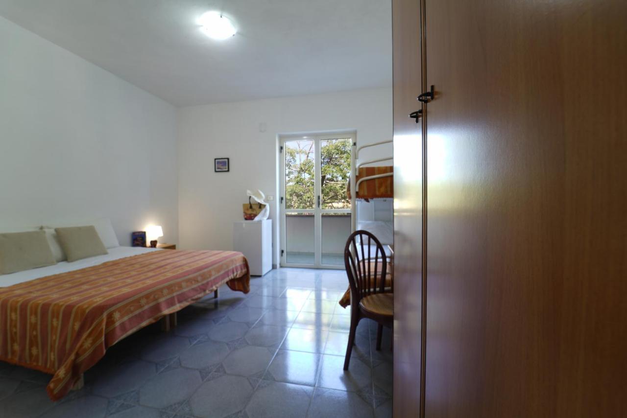 Europa Rooms And Restaurant Capo Vaticano Esterno foto